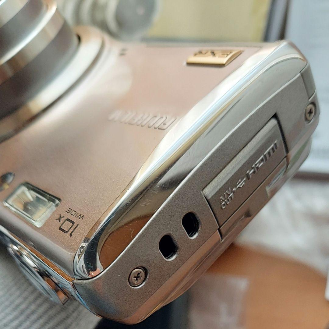 【動作品】FUJIFILM FINEPIX F80EXR シルバー