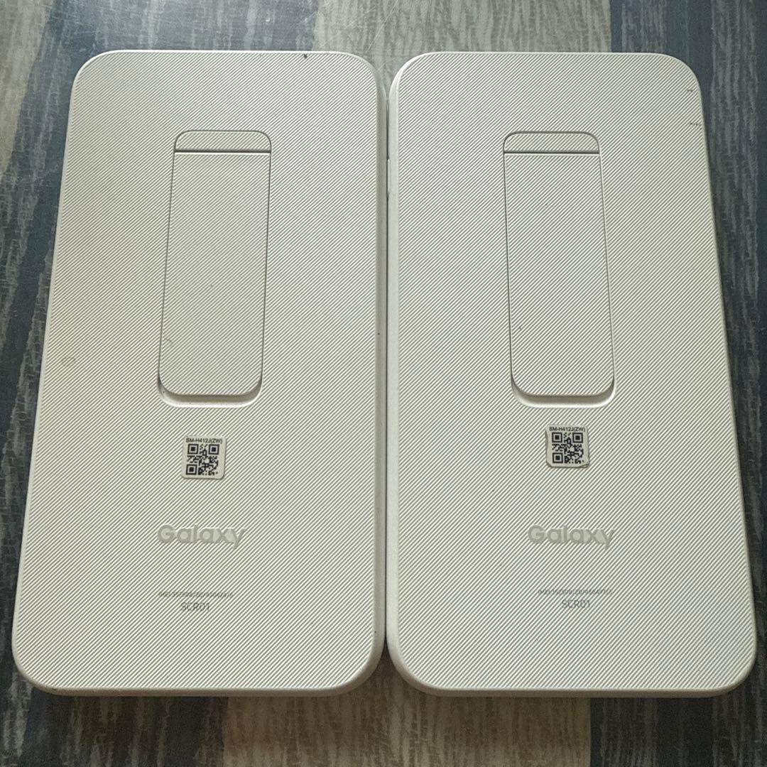 ジャング　Galaxy 5G Mobile Wi-Fi SCR01 2点