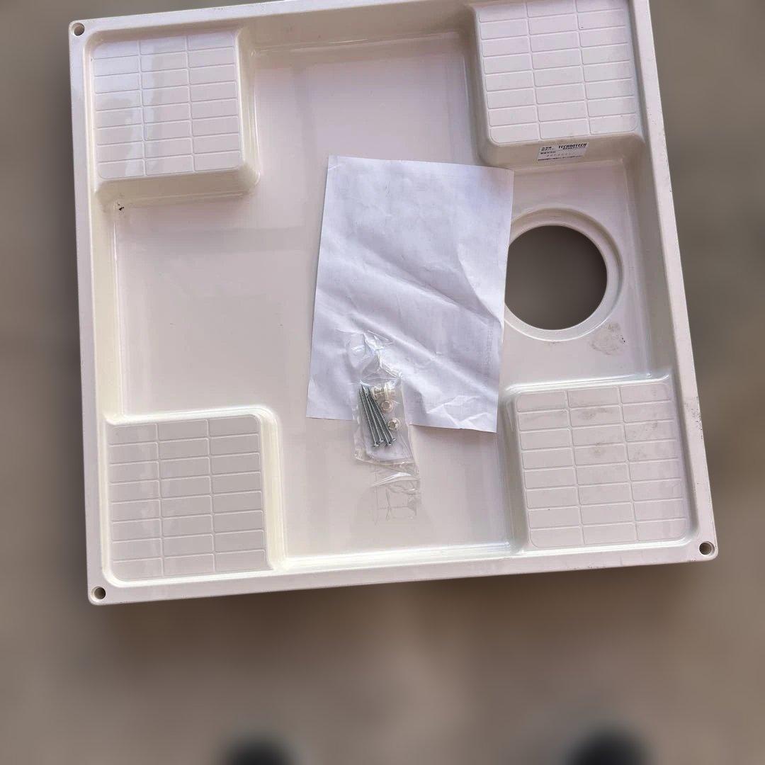 ※新品・洗濯機用防水パン ホワイト ネジ付き