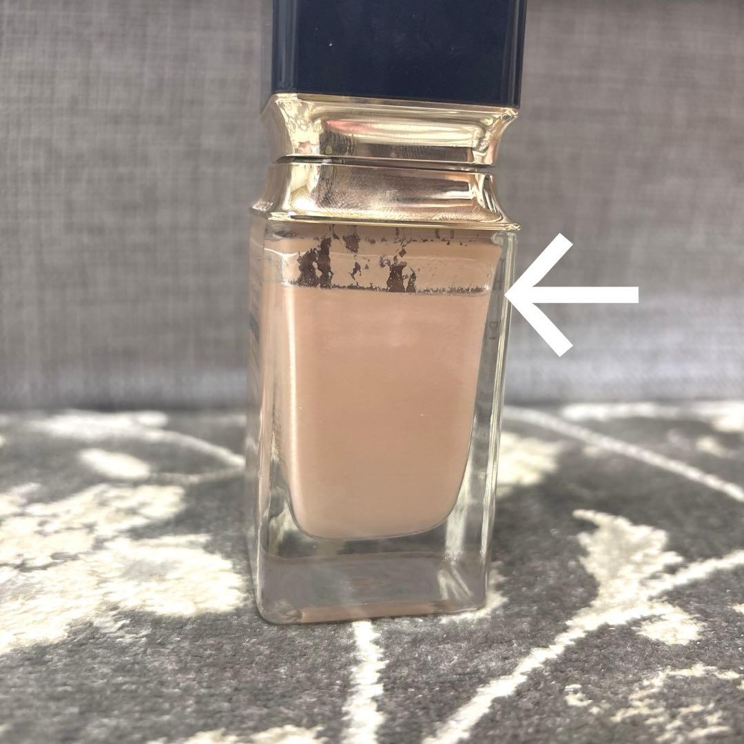 Cle de Peau Beaute タンフリュイドエクラナチュレル