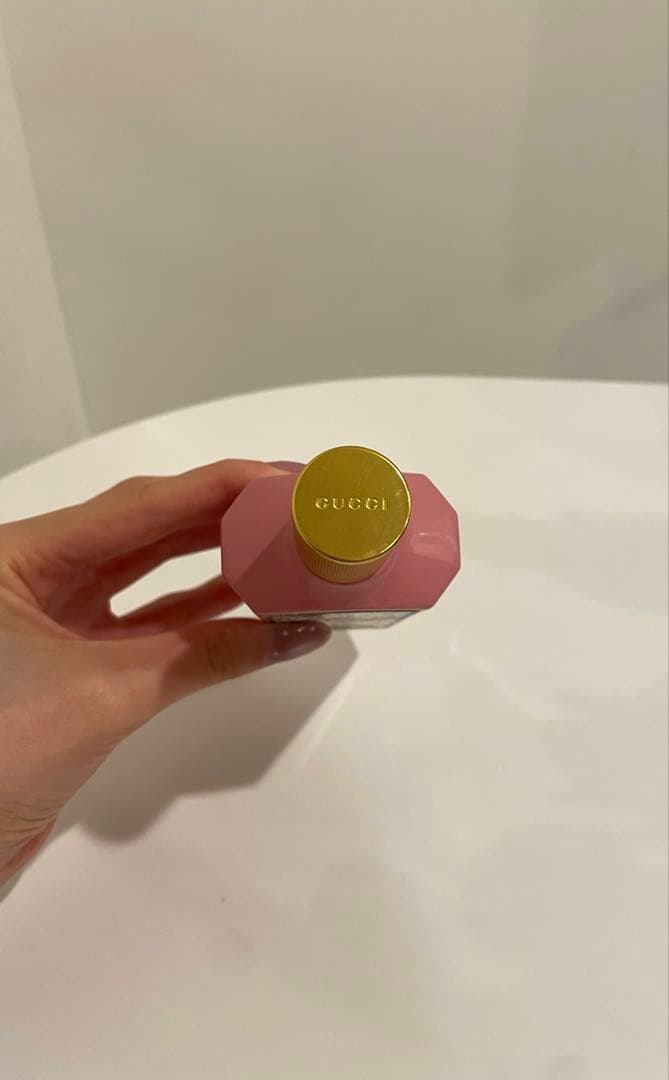 GUCCI FLORA ピンク香水