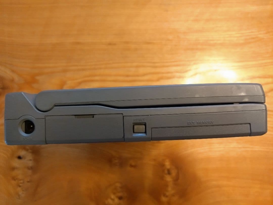 NEC　PC-9801 note NS/L ジャンク