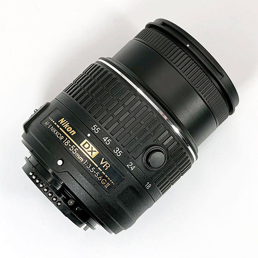 【美品】ニコン D5300 18-55 VR II レンズキット 一眼レフカメラ
