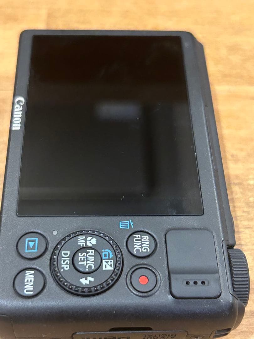 Canon S100 コンパクトデジタルカメラ　充電器付き