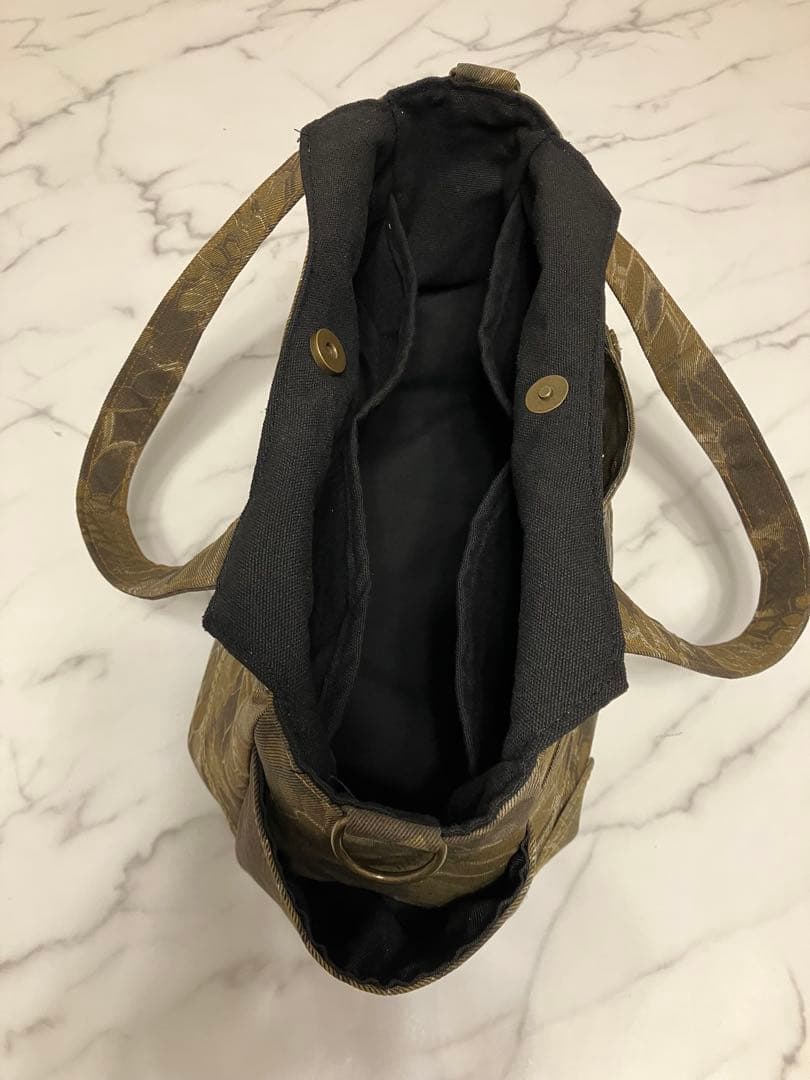 1041 アール　大きめデニムリメイクバック　ハンドメイド