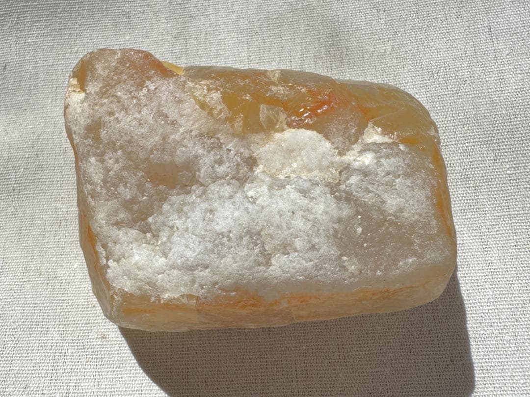 【希少 玉川産】瑪瑙 水晶 667g 原石／天然石