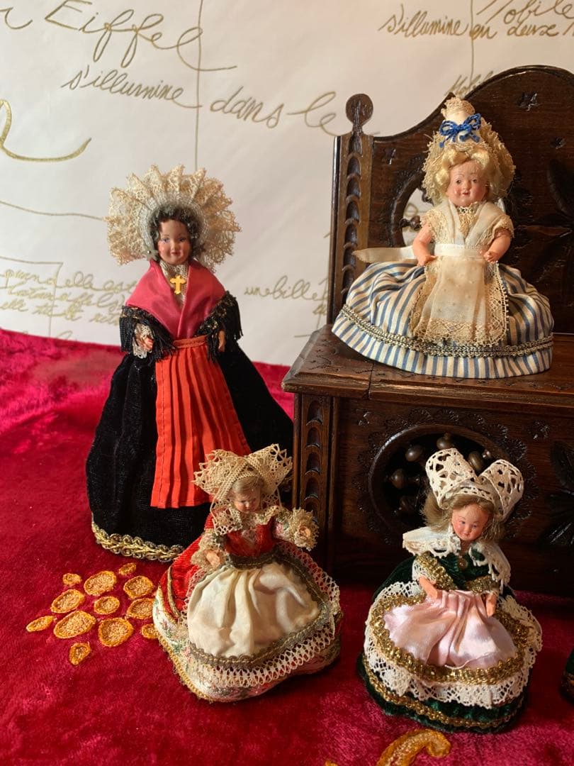 フランス製　アンティーク　美品のブルターニュのミニチュア家具　ドールベンチ！