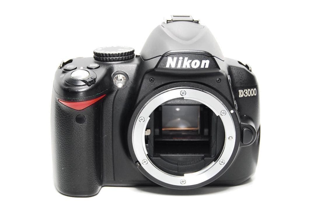 ⭐️コスパ重視⭐️Nikon D3000 デジタル一眼レフ　入門機としておすすめ