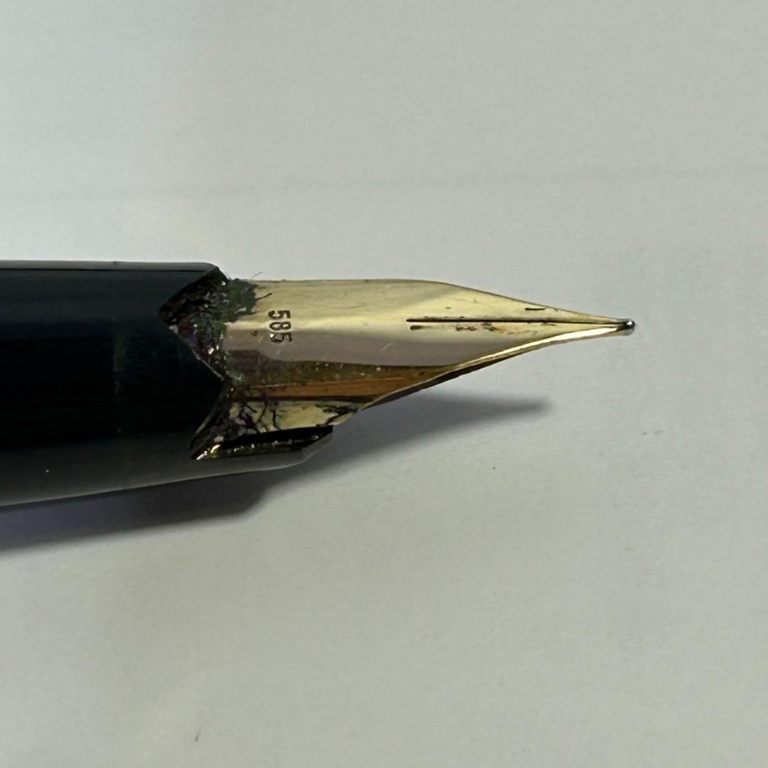 MontBlanc モンブラン 万年筆 ペン先585 金色リング付 14金ペン先