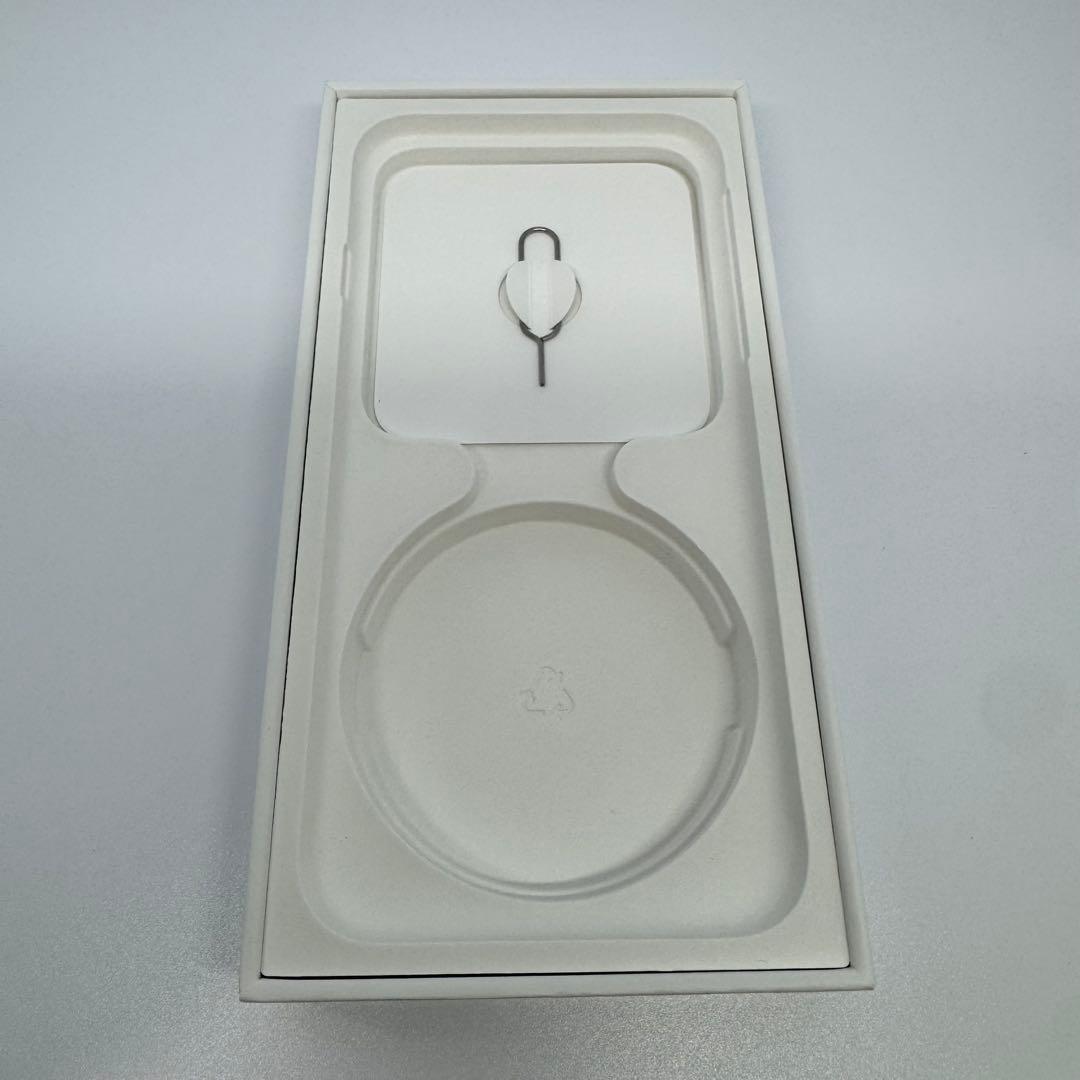 【美品】iPhone SE3 128GB BLACK大容量新品バッテリー100%