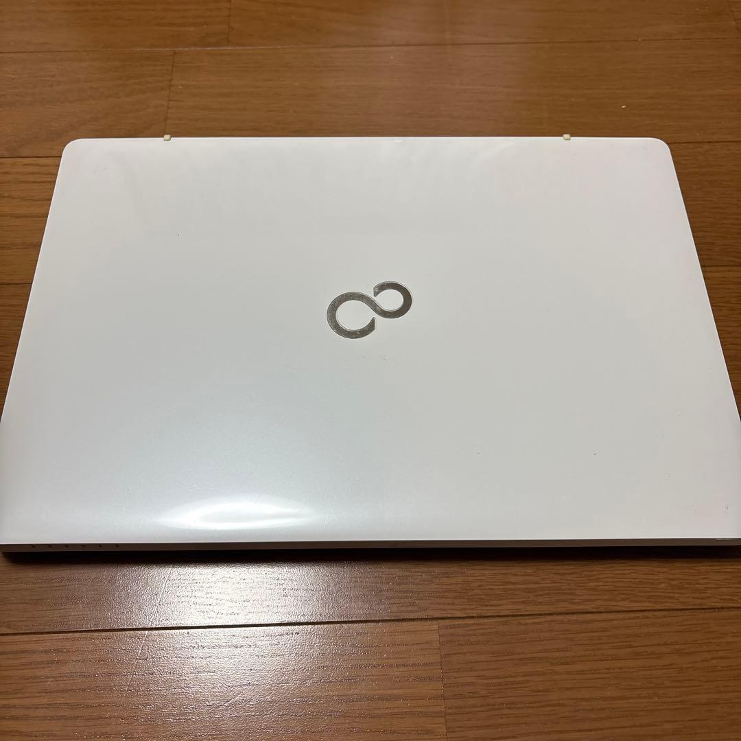 富士通ノートパソコン　LifeBook AH50/X