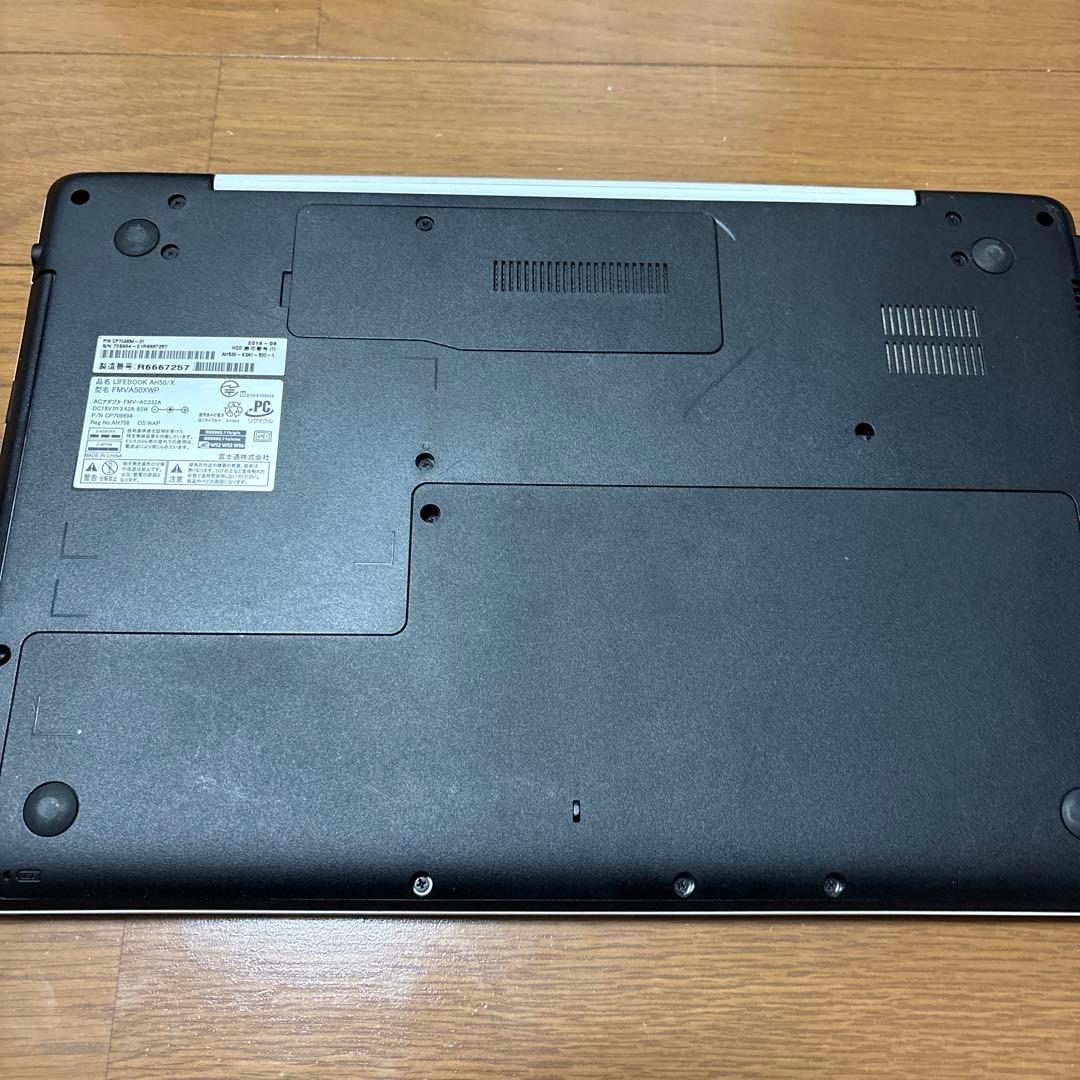 富士通ノートパソコン　LifeBook AH50/X