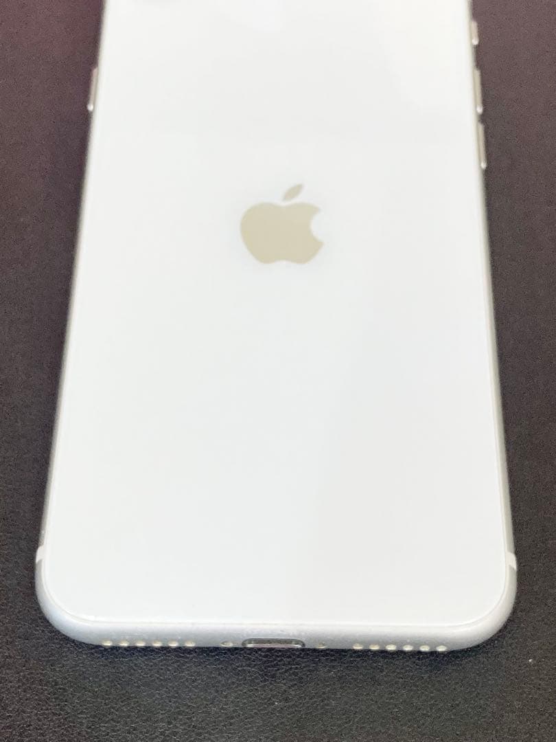 iPhone SE2 ホワイト　64GB