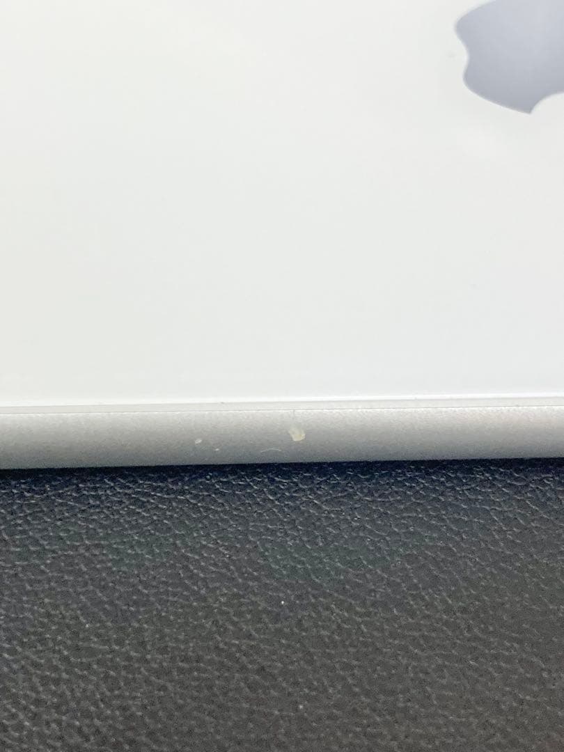 iPhone SE2 ホワイト　64GB