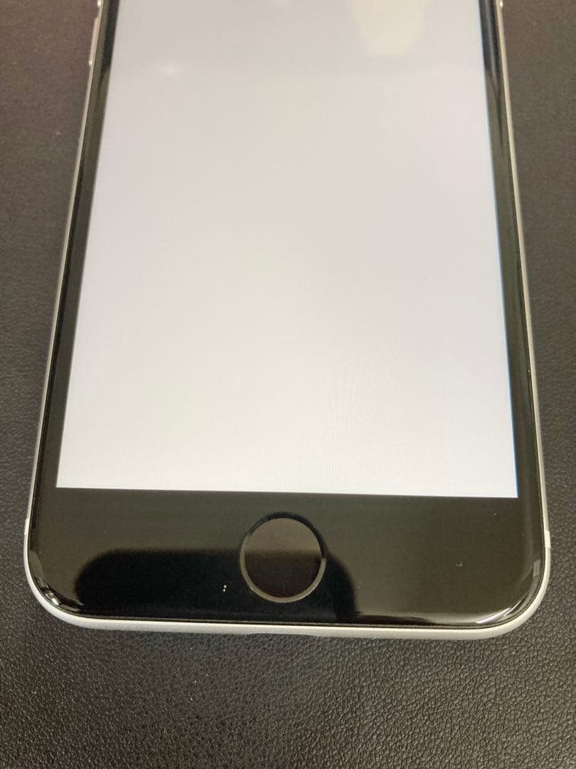 iPhone SE2 ホワイト　64GB