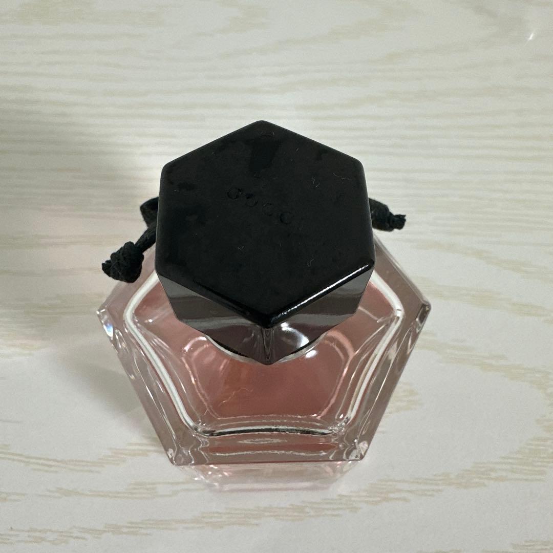 お値下げGUCCI FLORA GORGEOUS GARDENIA 香水