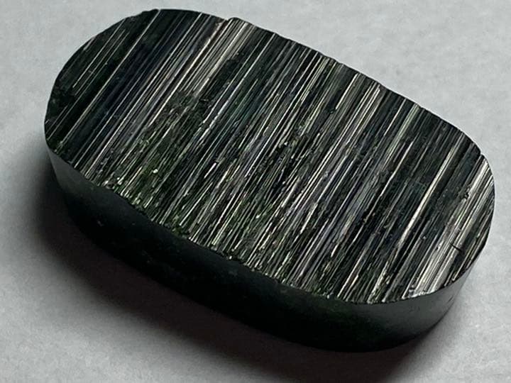 グリーントルマリン　ルース　26.45ct