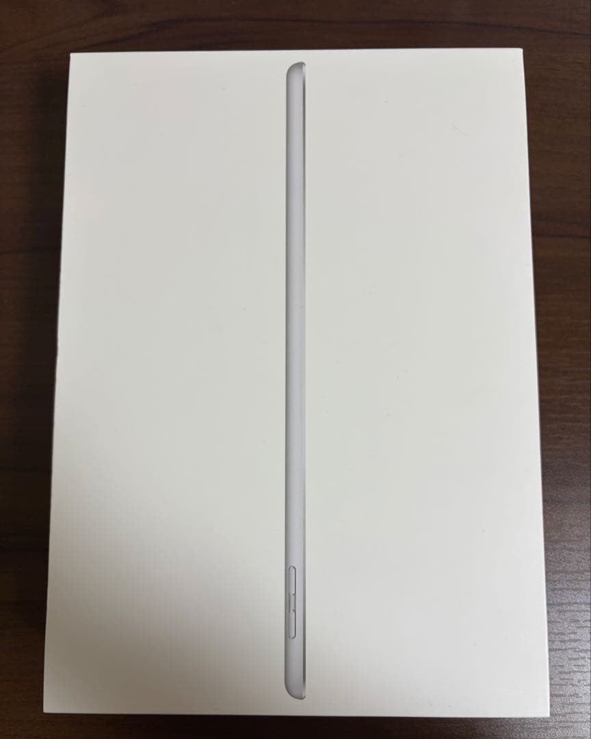 週末セール〜3/1！iPad(第6世代)シルバー 32GB/wifiモデル