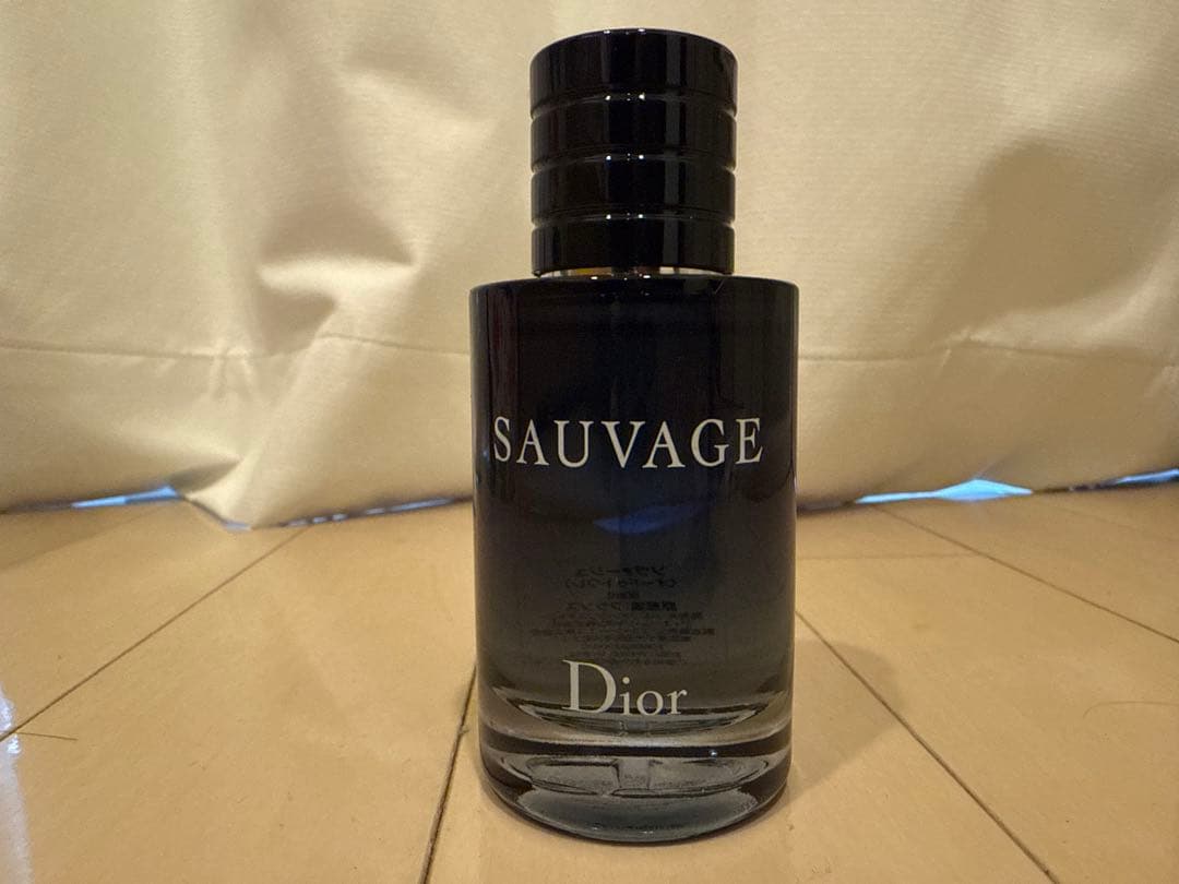 Dior Sauvage オードゥトワレ60ml