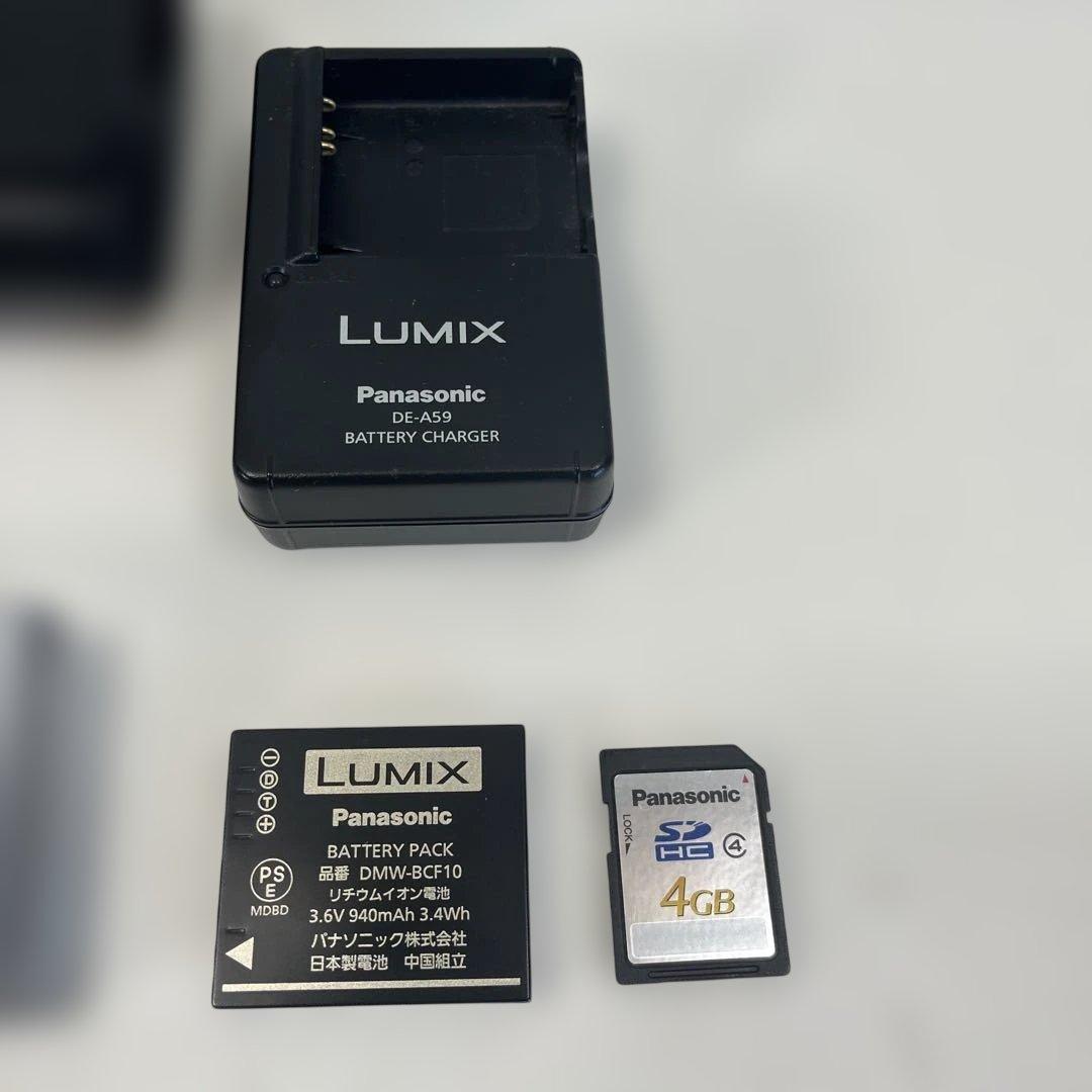 Panasonic LUMIX DMC-FX60 シルバー