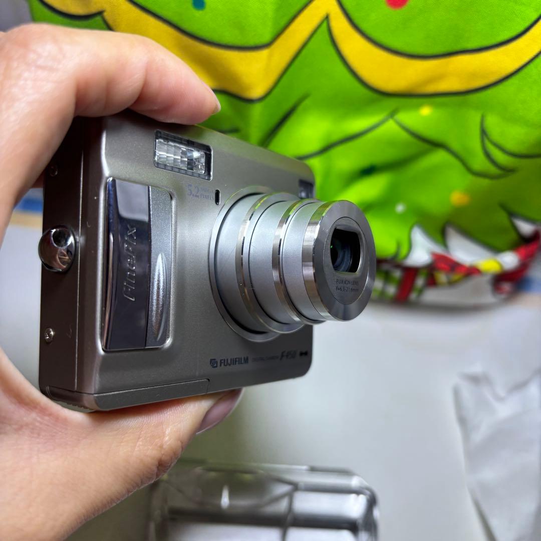 Fujifilm FinePix F450 XD卡64MB付き