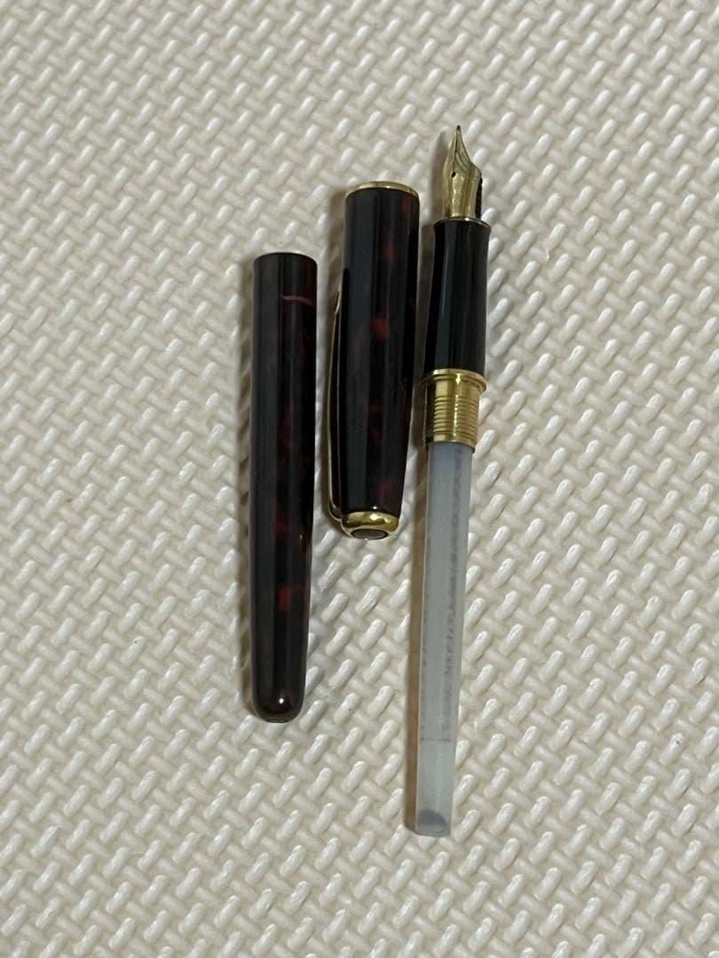 パーカー　ソネット　レッド　マーブル　18金　ゴールド
