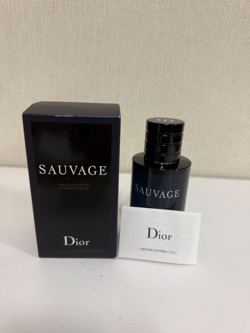 Dior SAUVAGE 香水 60ml 箱付き未使用品