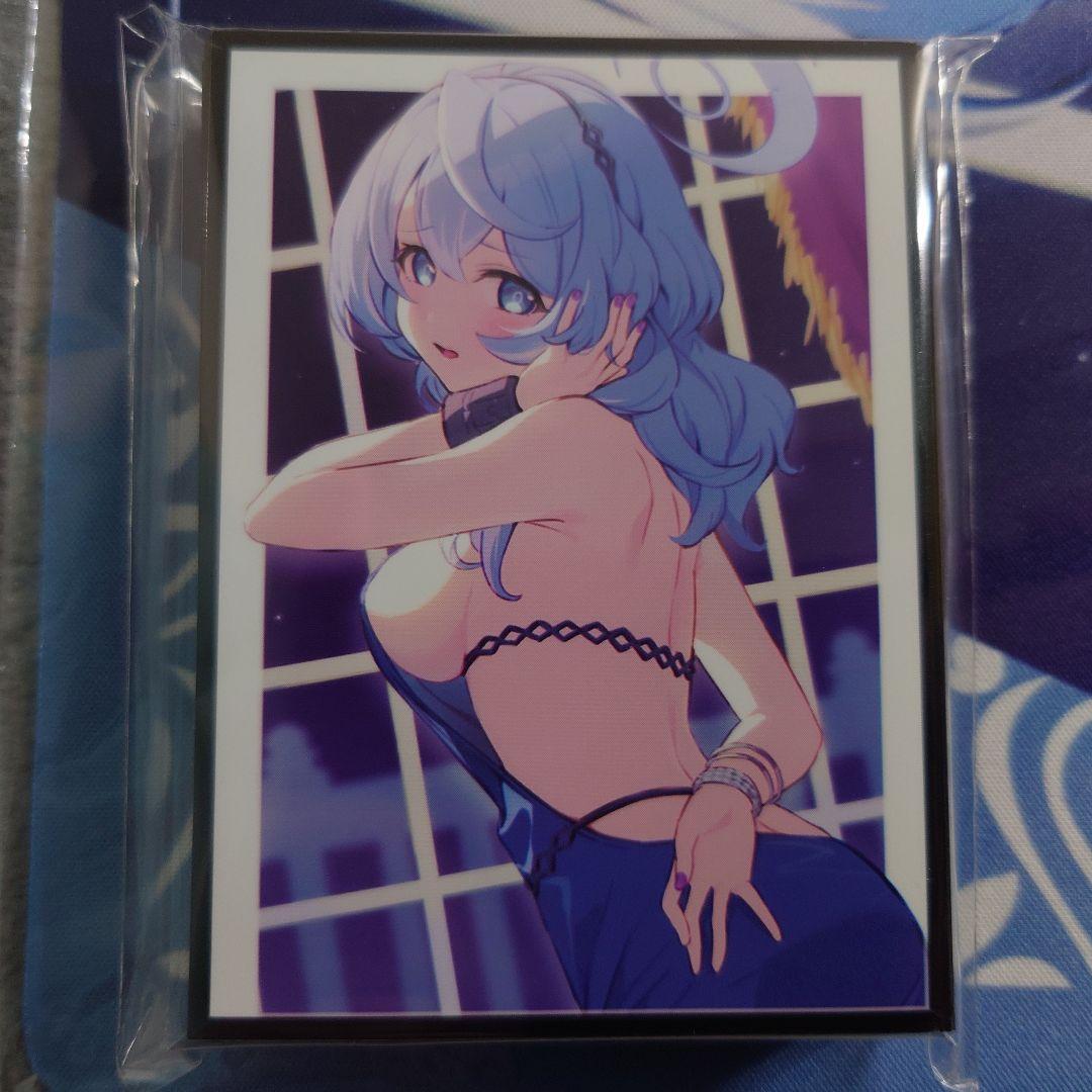 α1 ブルーアーカイブ ドレス&背中&窓 天雨アコ スリーブ&プレイマット