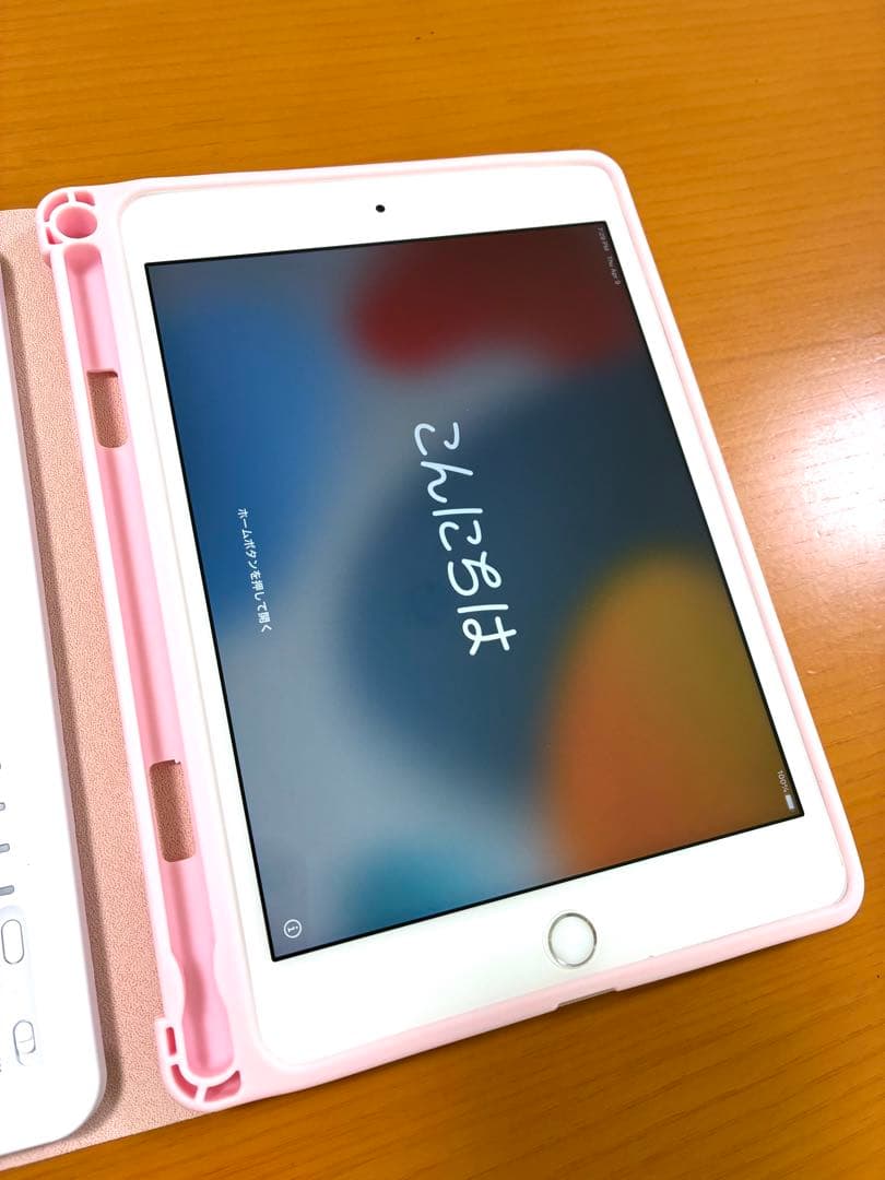 【極美品/128GB】iPad mini 4 セルラーモデル キーボードケース付