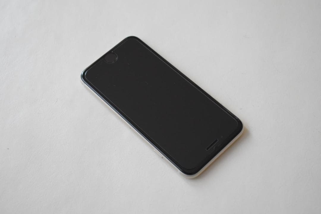 iPhone SE 第3世代 256GB スターライト