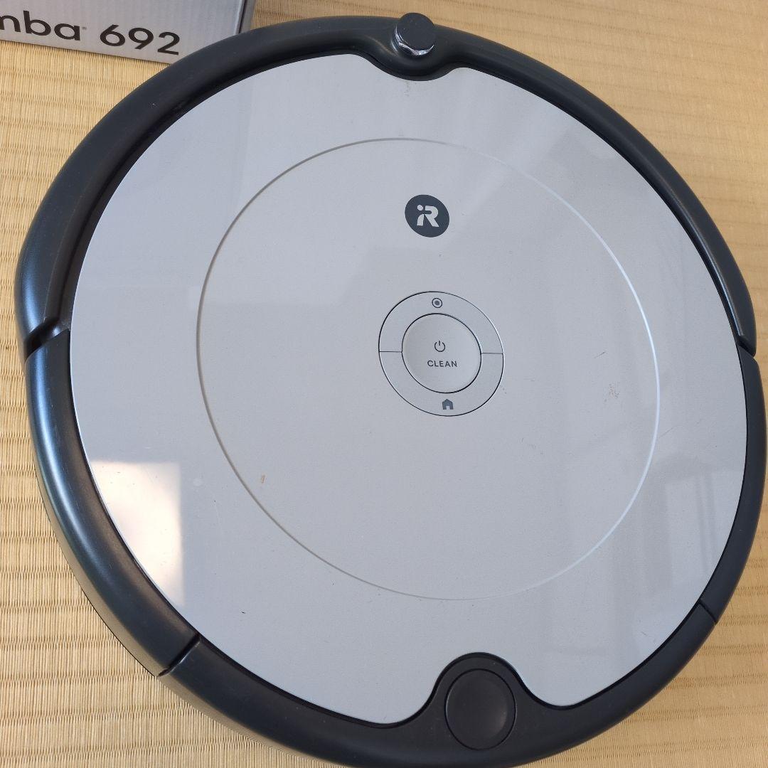 iRobot Roomba 692 本体