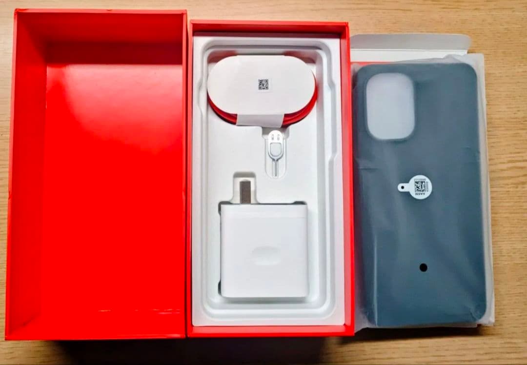 【★美品・グローバル★】ONEPLUS ACE 6T 12/256 パープル