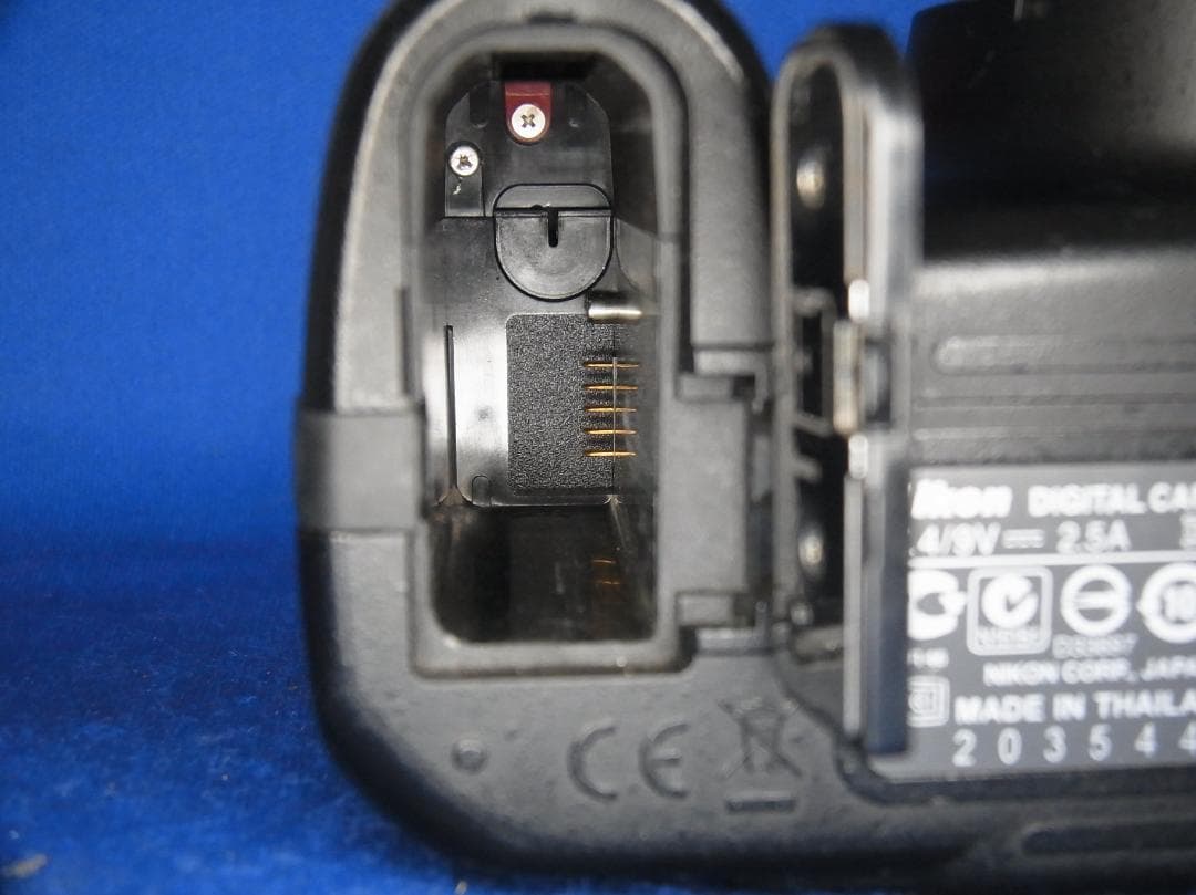 #3289 Nikon D3100 ボディ バッテリー付