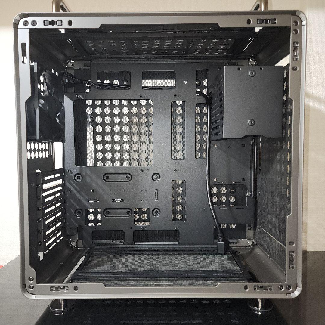 Cooler Master Qube 540 スターダストアイアン