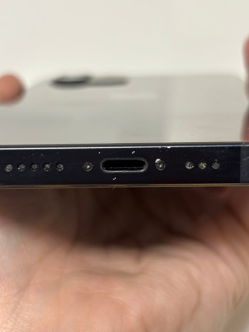 みけ Apple iPhone 12 本体 バッテリー99%