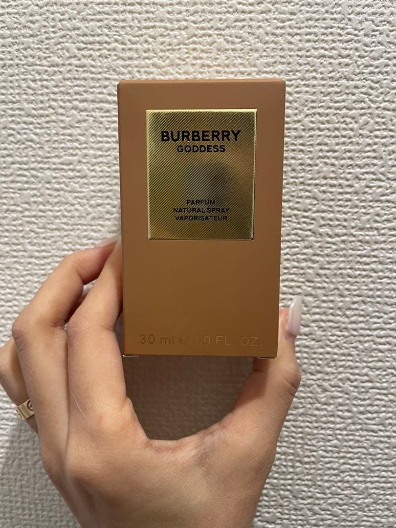 Burberry Goddess 30ml パルファム