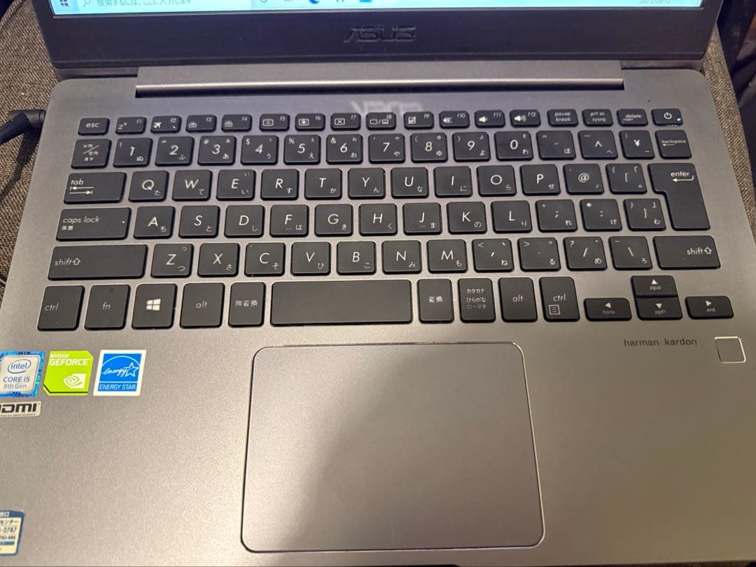 ロ*ー様 ASUS ノートパソコン　UX331U 充電器付き　　　訳あり
