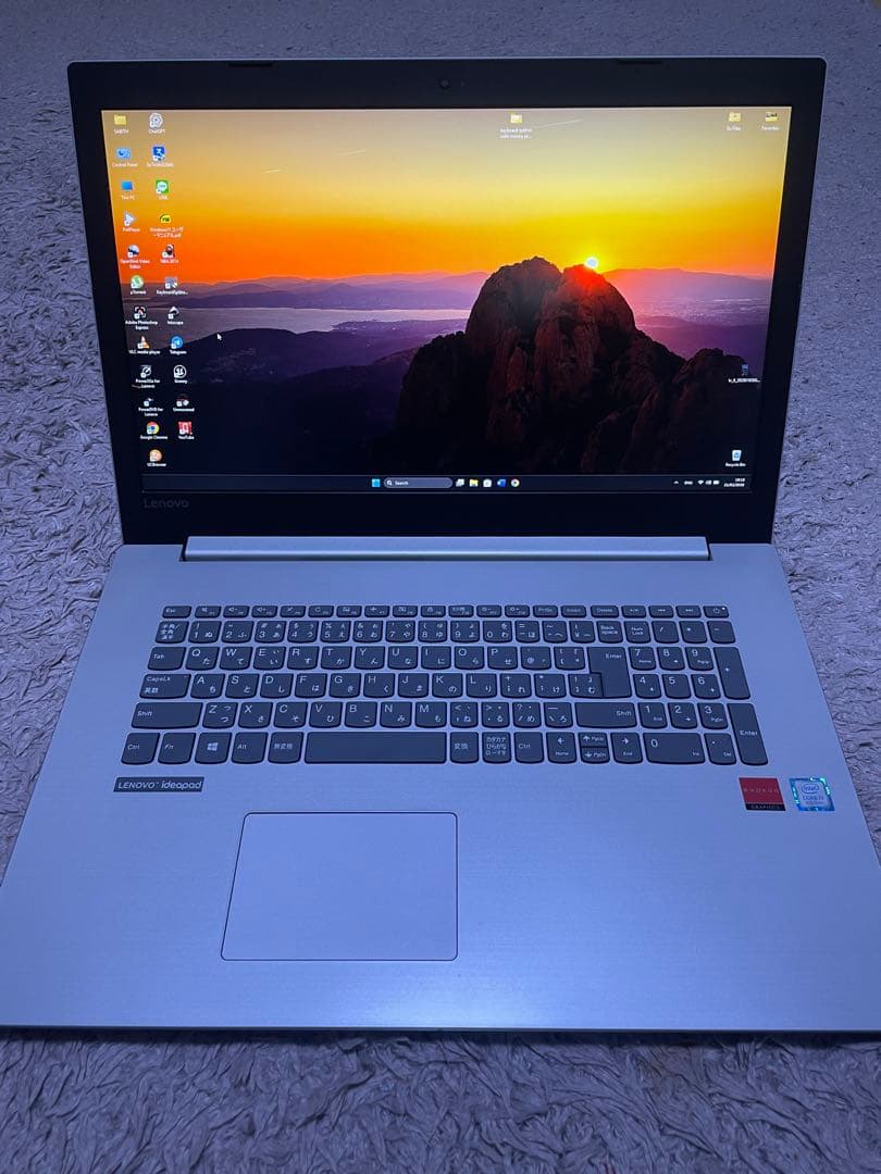 Lenovo 17.3インチノートPC 本体 ACアダプター付き