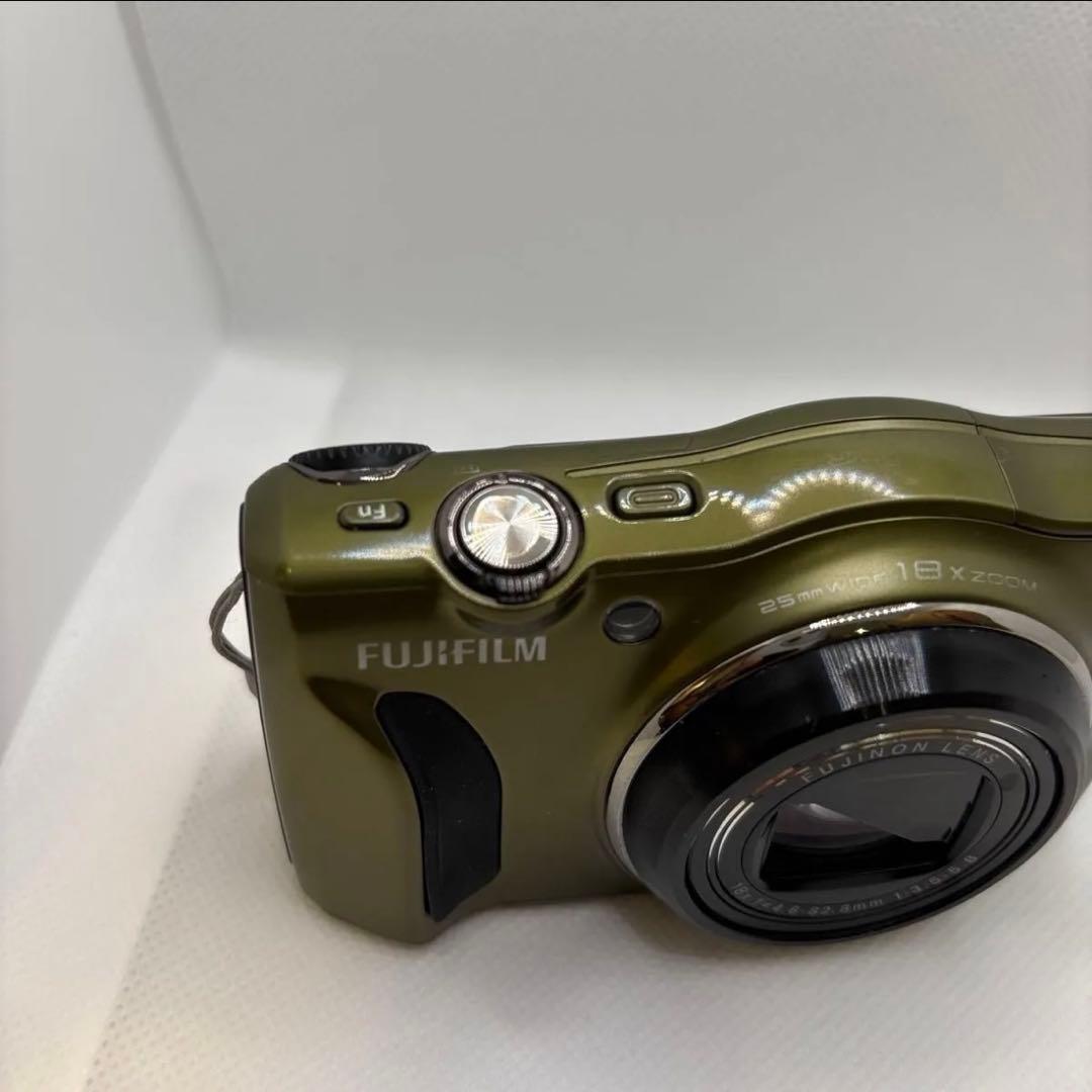 FUJIFILM FinePix F820EXR 光学18倍ズーム 16MP