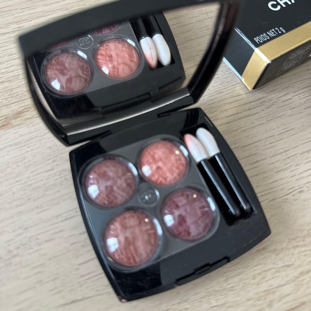 CHANEL レキャトルオンブル　ツイード02プールプル