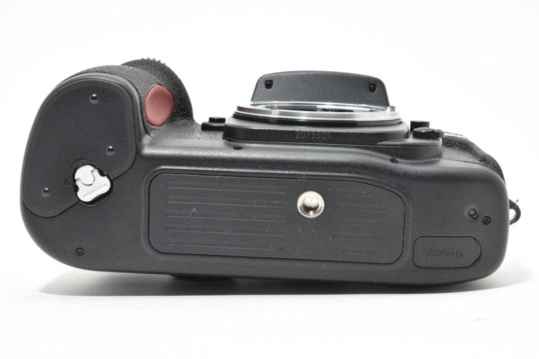 【良品】Nikon F100 ボディ ニコン フィルム一眼 【動作確認済】