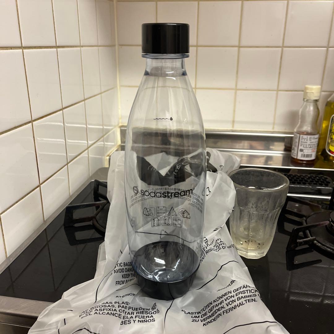 sodastream SPIRIT 炭酸水メーカー ガスシリンダー１本、空2本付