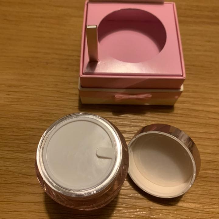 Diana  ディアナージュ　プレステージ　クリーム【USED】