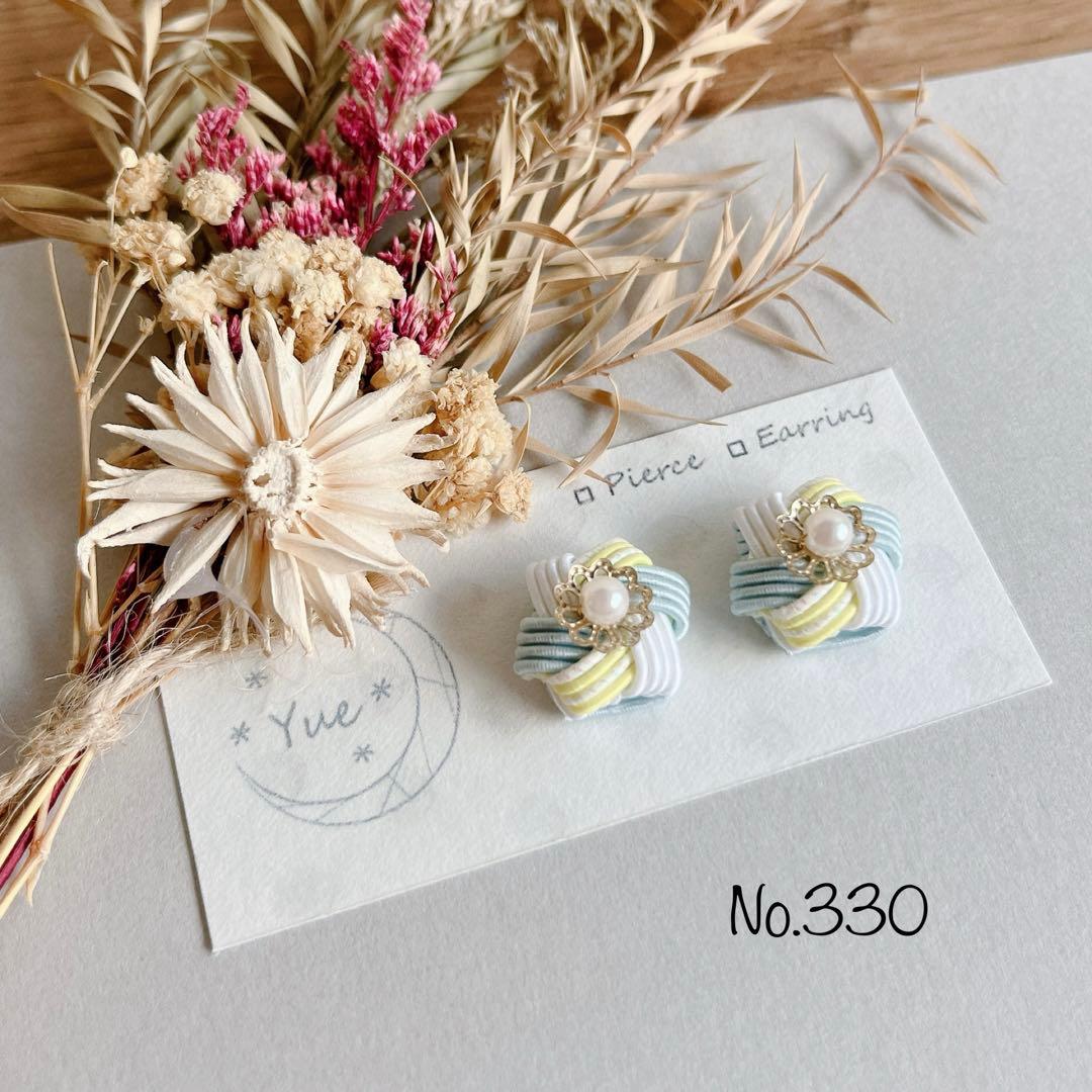 *六角形のピアス*【No.330】