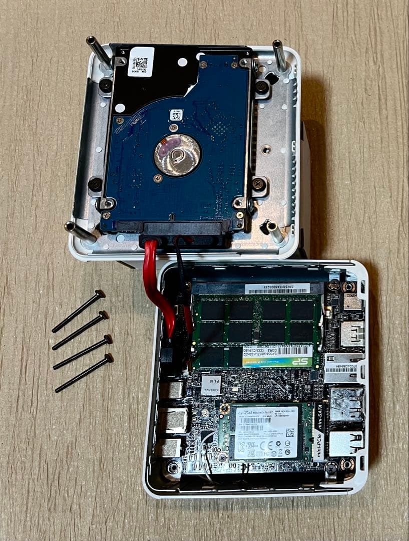 ASRock Beebox N3150 ディスク/メモリ付 WindowsOS