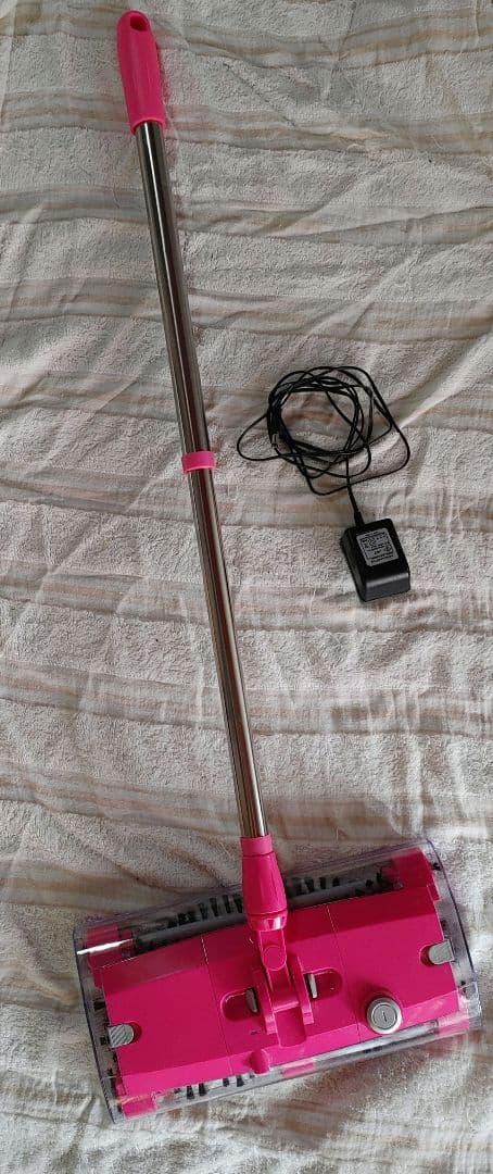 1回使用　充電式小型軽量スティックサイクロン掃除機　スティックサイクロン　掃除機