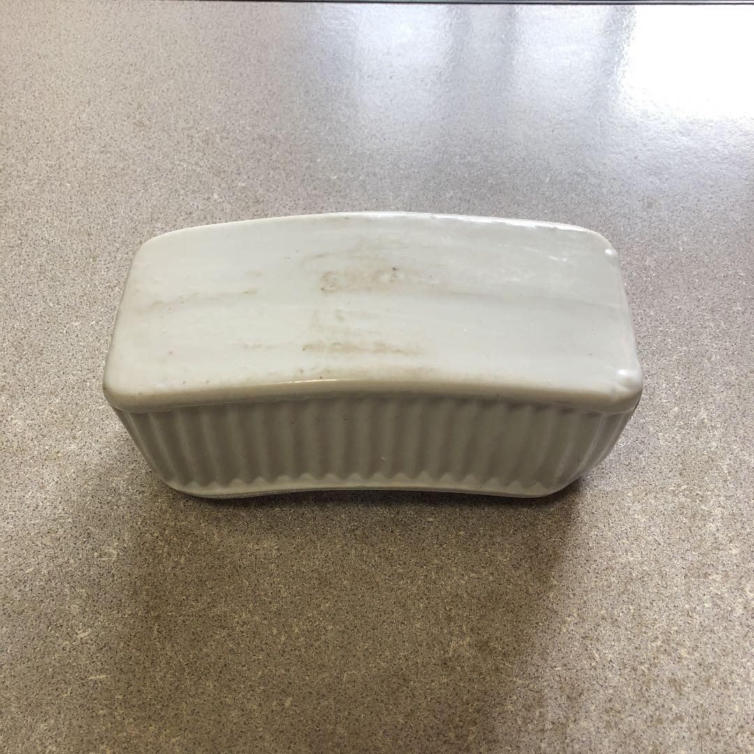 陶器製の枕　陶枕　染付模様