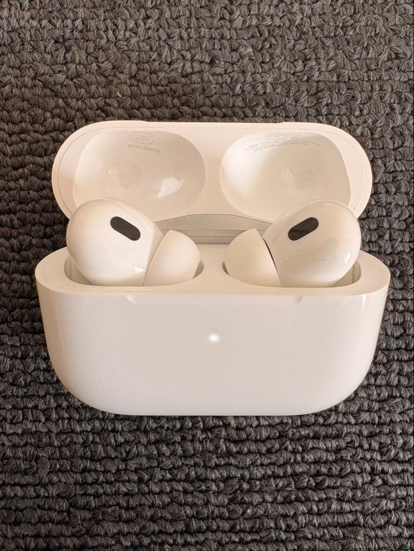 AirPods Pro 第2世代 USB-Cモデル おまけケース付