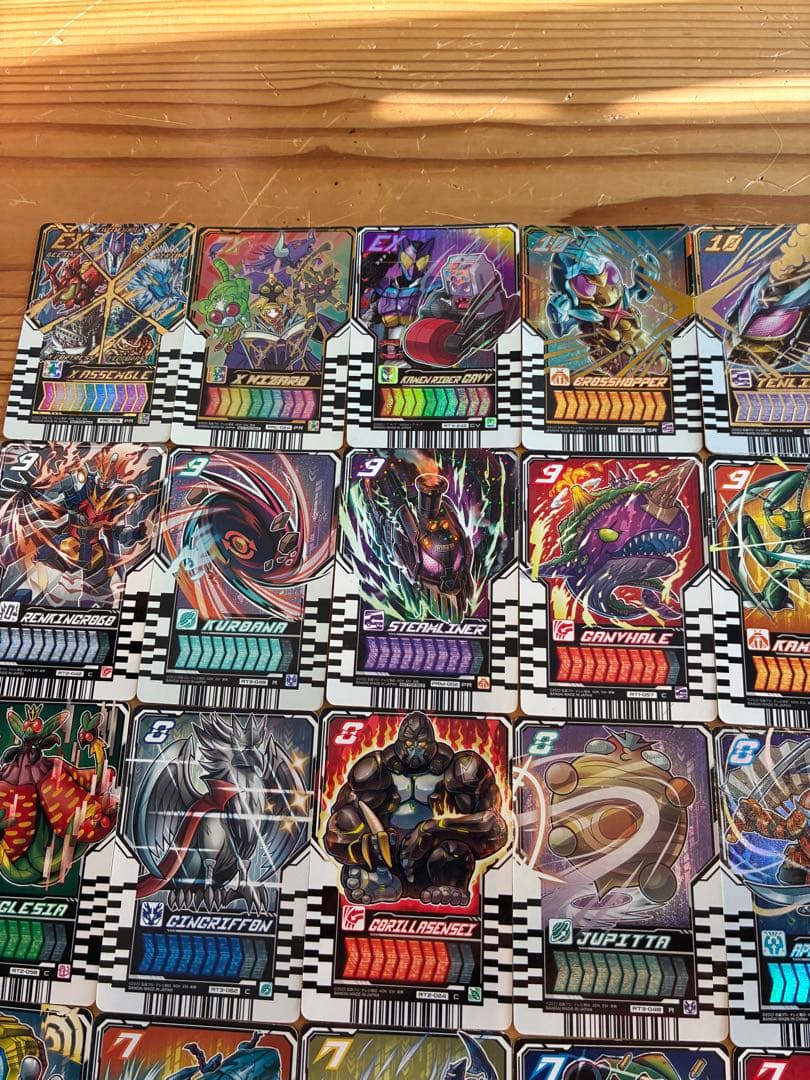 仮面ライダーガッチャード　ライドケミートレカ83枚（レア21枚、普通62枚）