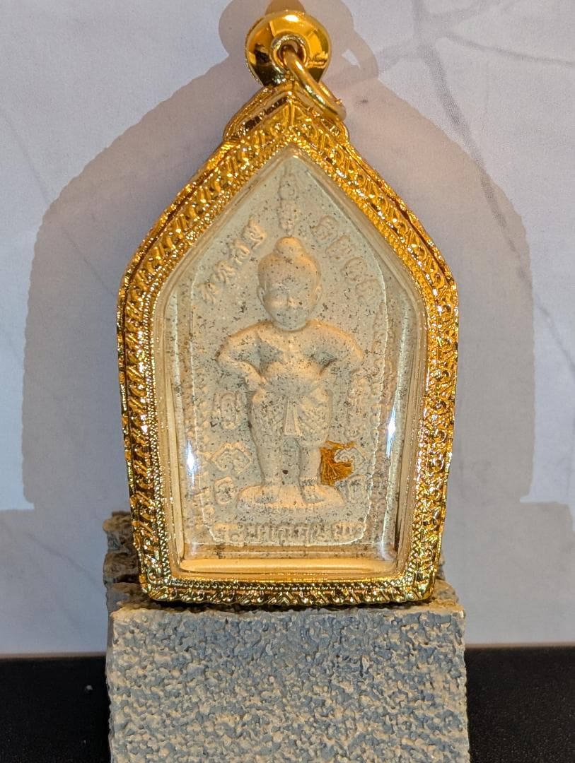 タイお守り　プラクルアン　クルーバー・クリッサナ　クンペーン　2561年(061